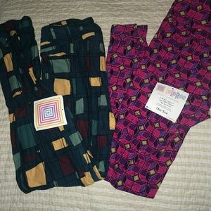 2 pairs of lularoe leggings